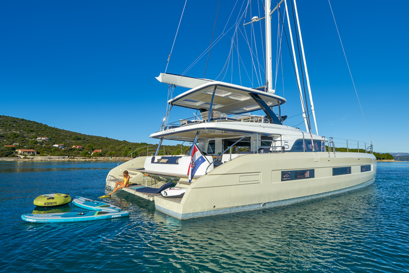 25m Catamaran